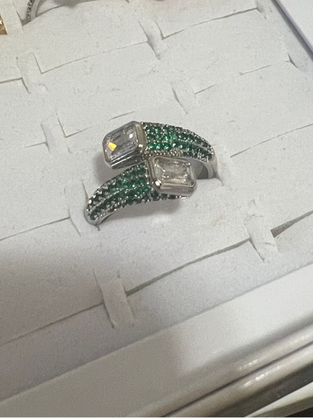 Green Crystal Accent Silver Ring - Unbranded